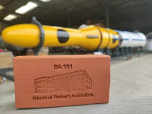 Fusée Topaze VE111 avec Brique commémorative